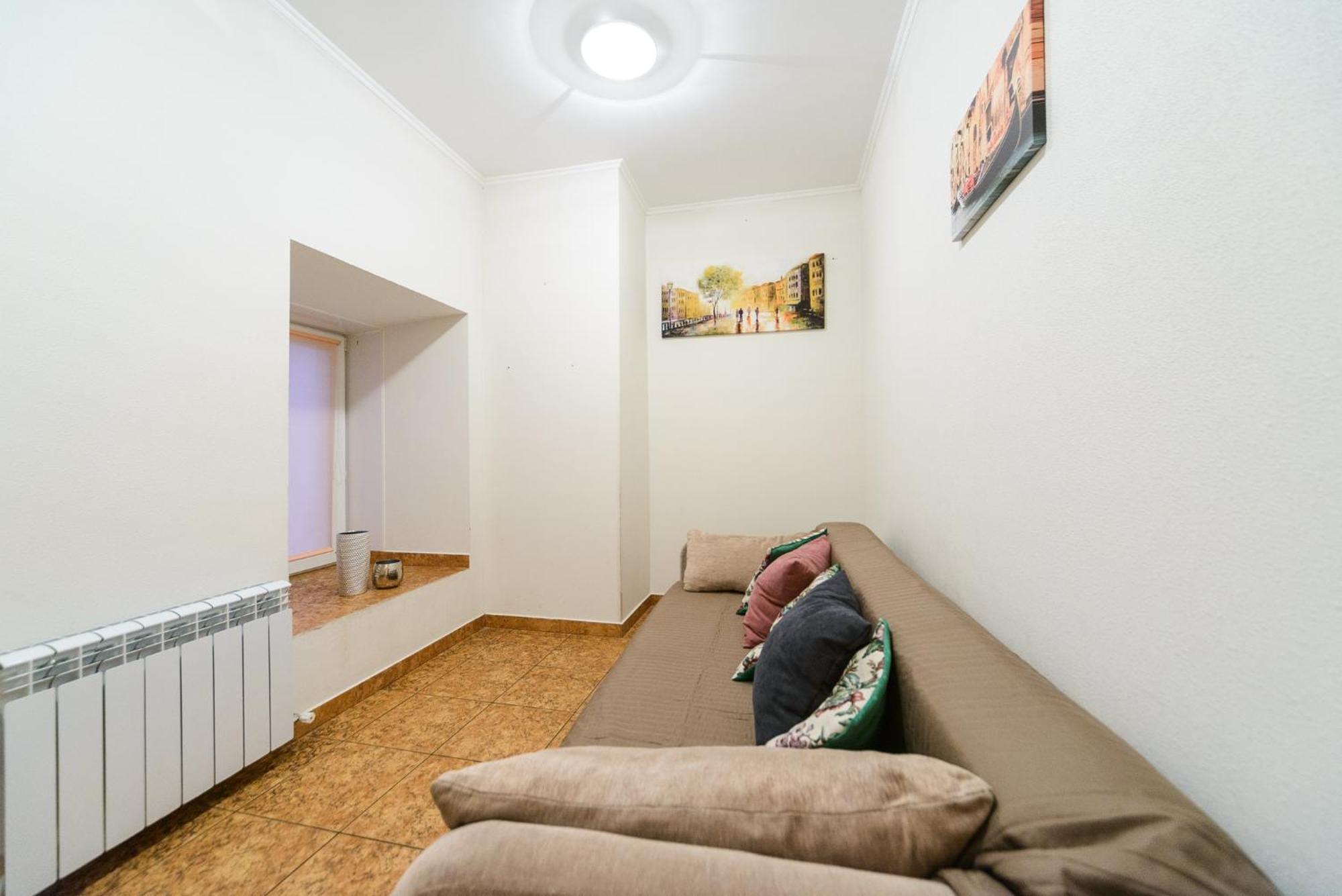 Apartment At Malaya Zhytomyrska 5 Kiev Ruang foto